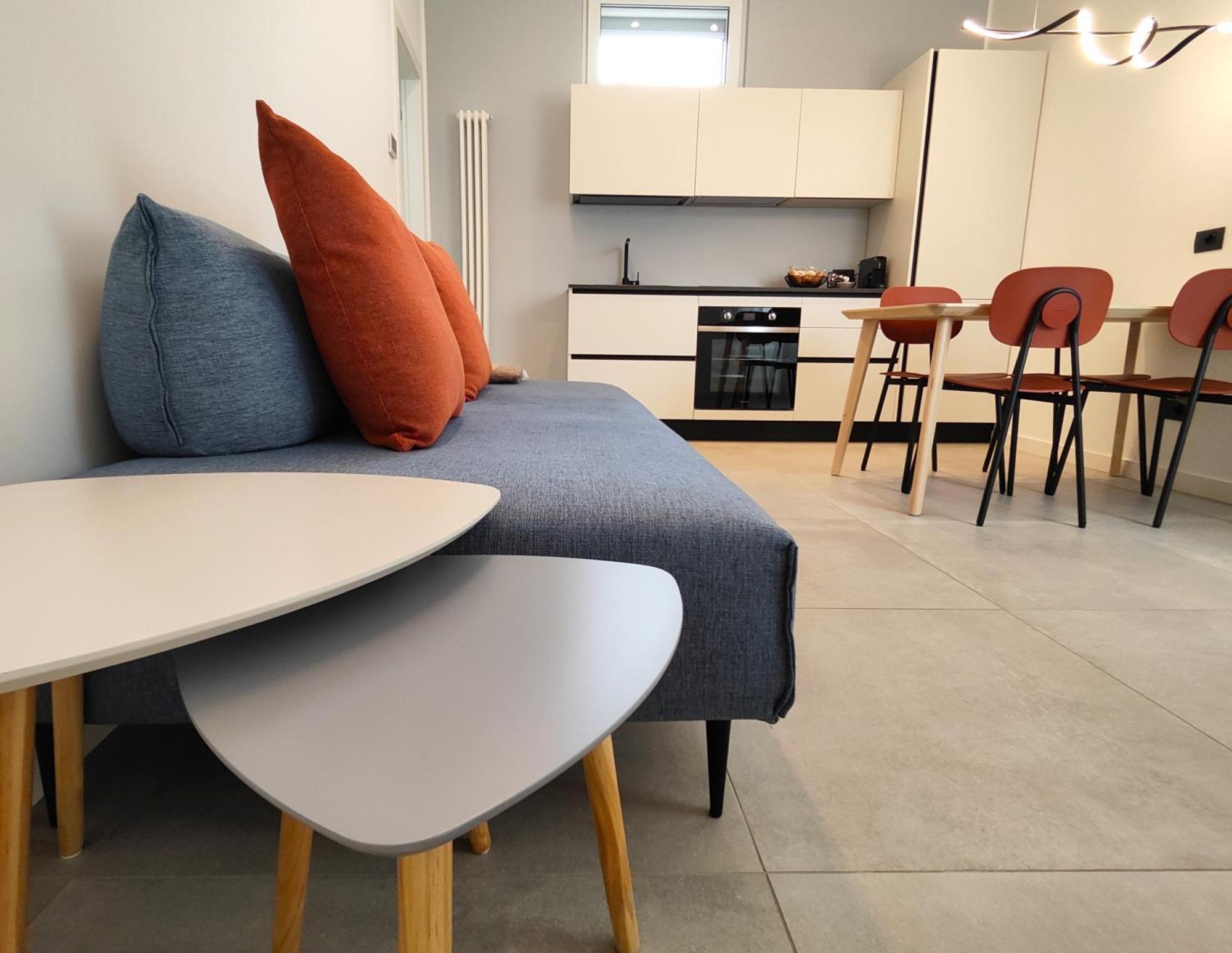 Jasmine Malpensa & Busto Center Apartment Бусто Арсицио Екстериор снимка